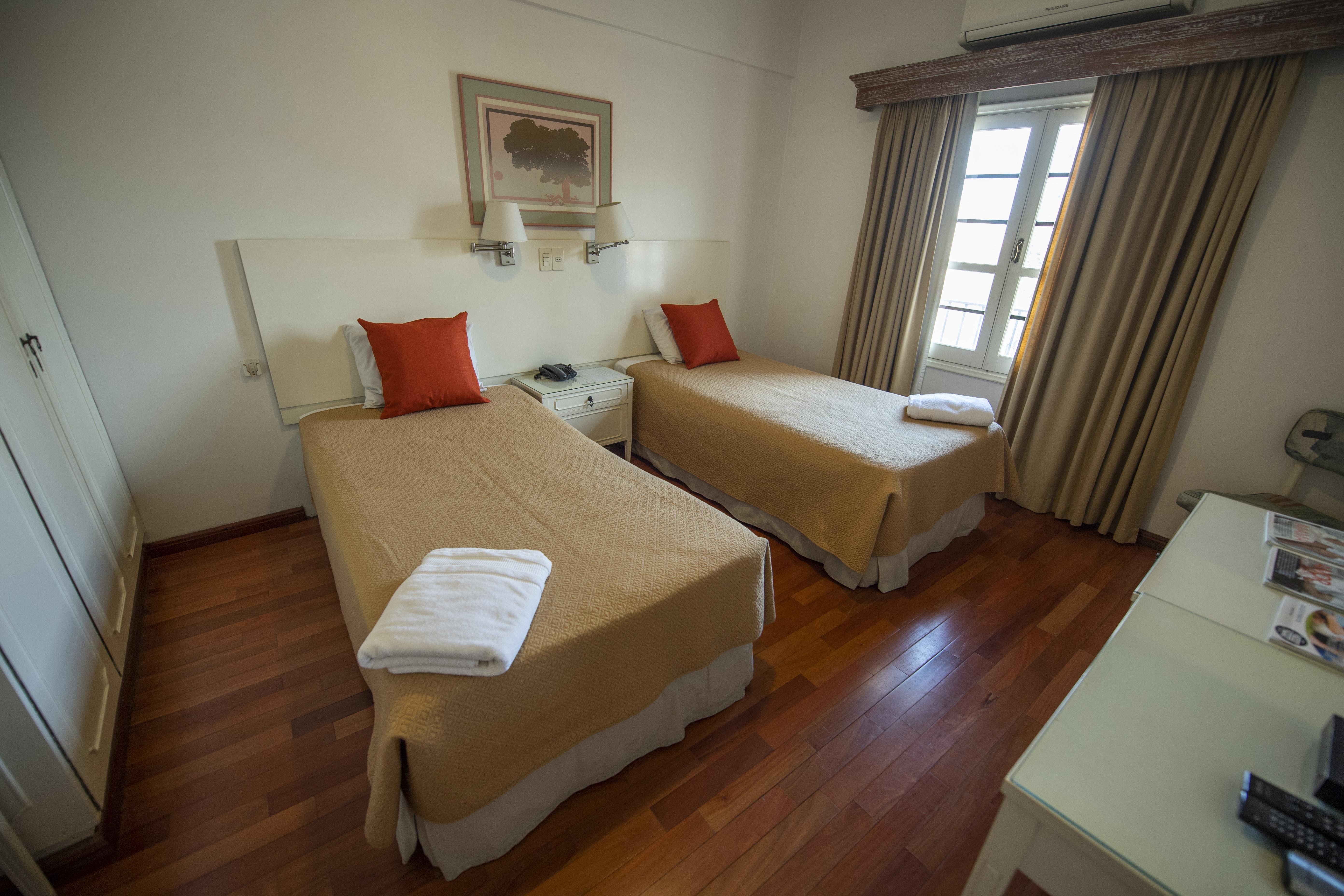 Hotel Cecilia Asuncion Exterior photo